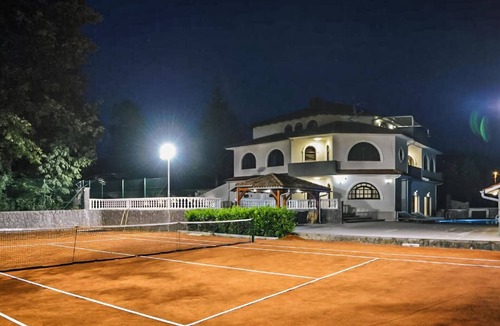 Veli Brgud House | Luxurious home in Jurdani with sauna