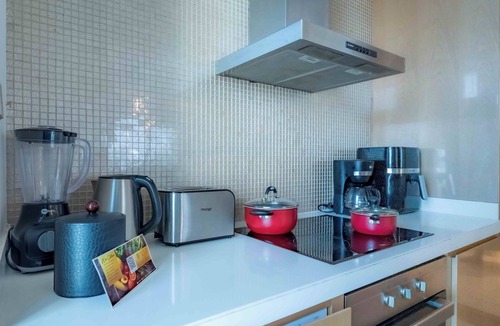 Business Bay Apartment | Luxury 2BR at Paramount Tower - Business Bay - Pool & Dubai Frame Views