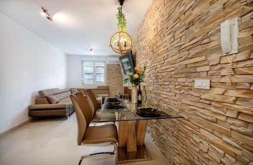Znjan Apartment | Luxury and modern apartment on the main beach