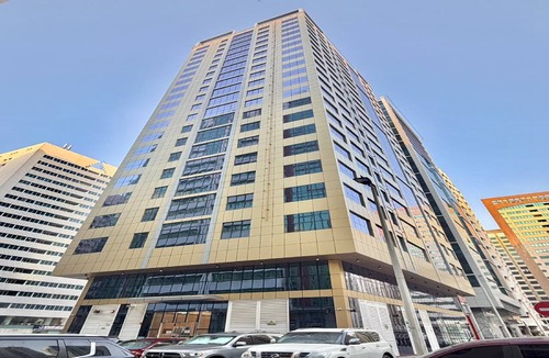 Al Zahiyah Apartment | Luxury Apartment At Palette Al Zahiyah Tower Near Abu Dhabi Mall With Pool And Gym