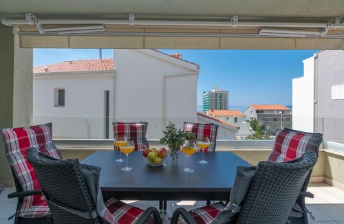 Ratac Apartment | Luxury Apartment Purple Summer Sea view