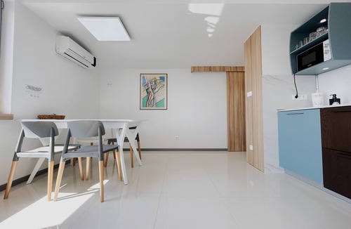 Zambratija Apartment | Luxury Escape/Exclusive 20% Savings/Oct 6–17