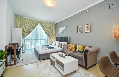 Jumeirah Lake Towers Apartment | Luxury Escapes - Modern Studio near Metro in X1 Tower JLT