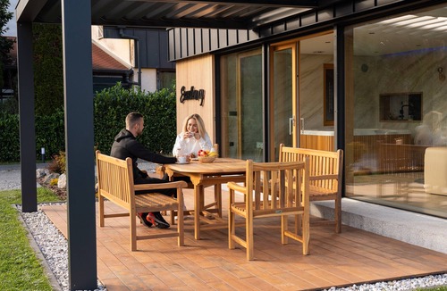 Sencur House | Luxury Holiday Home with Terrace Hot tub and Sauna