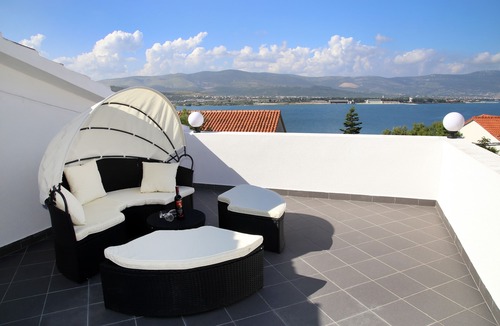 Mastrinka House | Luxury house with pool near the sea