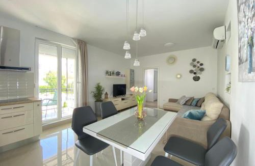 Mejasi Apartment | Luxury Marijana