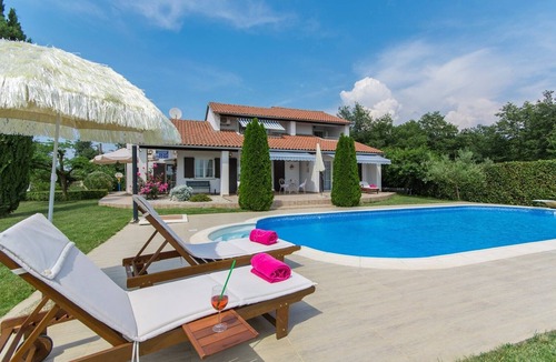 Porec Villa | Luxury Romantic Villa Rosa with Pool