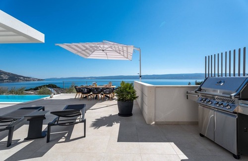 Omis Villa | Luxury Villa Andoris with Gym, Spa, Heated pool