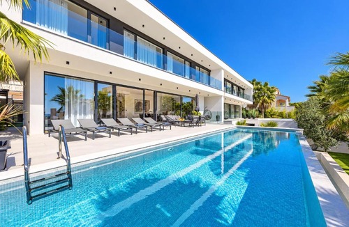 Medulin Villa | Luxury Villa Dali with sauna, whirlpool and heated pool in Medulin only 1,7 km from the beach