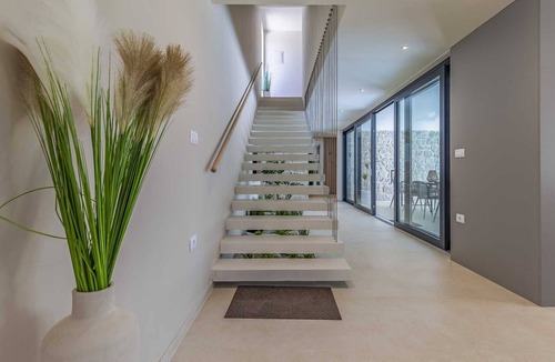 Pomer Villa | Luxury Villa Estrellis with Pool