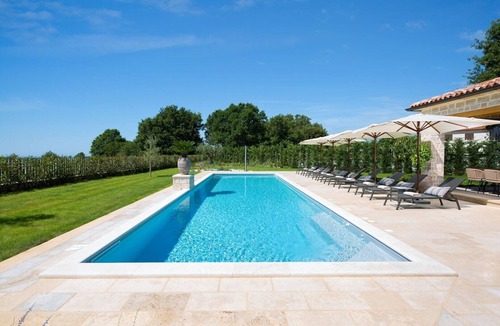 Korenici Villa | Luxury Villa Nevia for 10 guest's with private pool and sport court's.