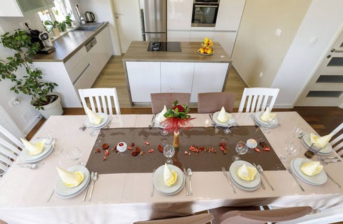 Kastel Stari Villa | LUXURY VILLA PETRA WITH 5 BEDROOMS NEAR SPLIT