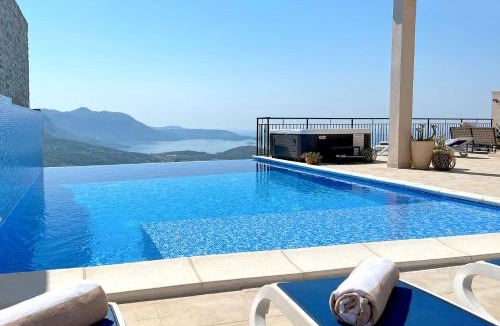 Zavala Villa | Luxury Villa Rock with pool and Jacuzzi near Dubrovnik