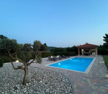 Ljubuski Villa | Luxury Villa ROYAL