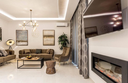 Marina House | Luxury Villa Sainte is located in Dalmatia, in the small town of Marina, only 14 km from the histori