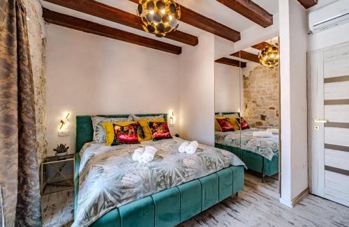 Milna (Brac) Villa | Luxury Villa Unikat with Seaview & Jacuzzi