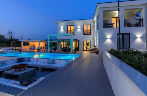Kanfanar Villa | Luxury Villa Valhalla with Private Pool
