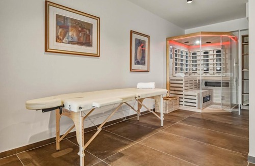 Zagreb Villa | Luxury Villa with Indoor Pool and Sauna