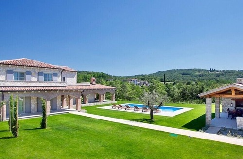 Brkac Villa | Luxury villa with large heated pool and game room