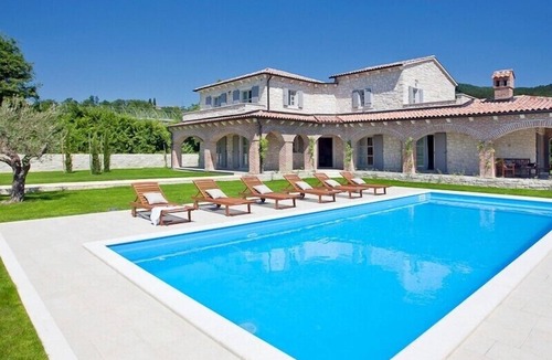 Brkac Villa | Luxury villa with large heated pool and game room