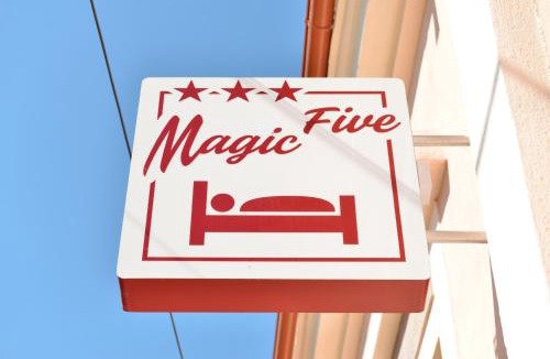 Reghin House | Magic Five - Cazare Reghin *