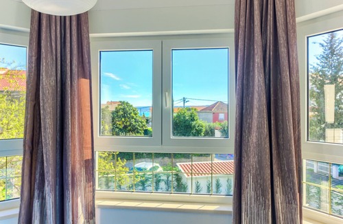Kastela House | Magical Villa ,between old town; Split - Trogir , with heated pool and jacuzzi.