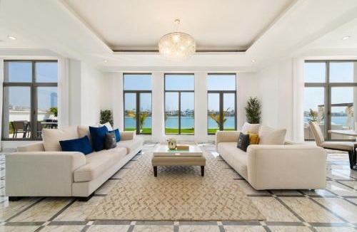 Palm Jumeirah Villa | Maison Privee - Luxury Villa with Dramatic View Private Beach & Pool