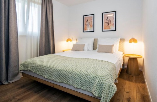 Klis Villa | Maragora Holiday House & Mini Football