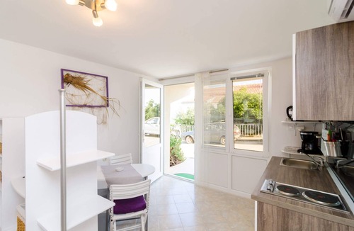 Gorica Apartment | MARAŠTINA STUDIO, GREAT LOCATION with terrace