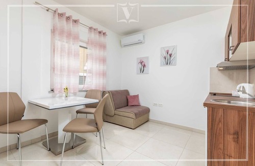 Pula Apartment | Marine Lux L