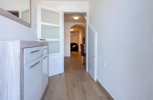Brinje Apartment | Marine Rhapsody