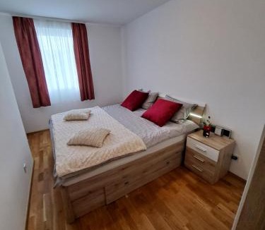 Mejasi Apartment | Mariposa, apartment with balcony, private parking in the garage, Near the biggest shopping center Mall of Split