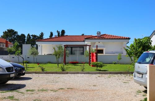 Vir Villa | Mariva