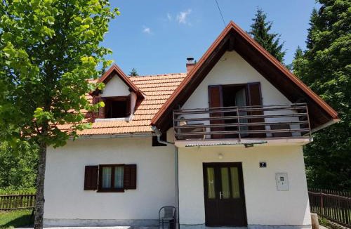 Seliste House | Mate i Jaga