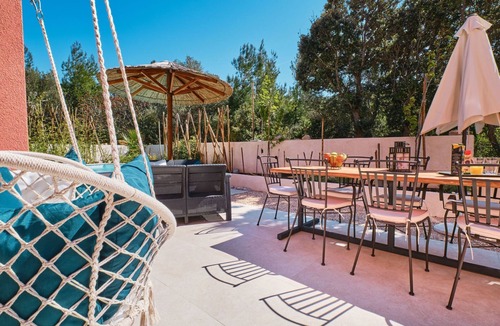 Miholascica House | Mea Cres Sonnenvilla by Interhome