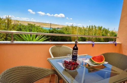 Dinjiska Apartment | Melandura by Interhome