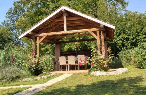 Mladenovac House | Mia Seosko imanje sa bazenom