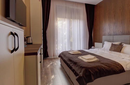 Pristina Apartment | Midtown Prishtina Stays