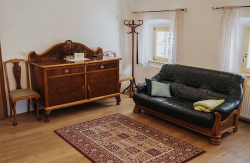 Dobrova-Polhov Gradec Apartment | Možinetova Hiša - Apartment 2