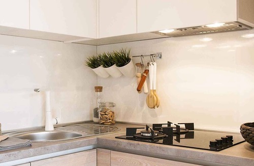 Klenovica House | Mobile home with air conditioning and pool