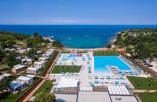 Karigador RV Rental | Mobilehome In Park Umag