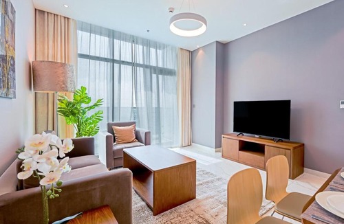 Dubai Apartment | Modern 1-Bedroom Apartment in Sepcoo Residence-1105