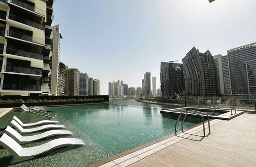 Business Bay Apartment | Modern 2BR Retreat | Near Downtown Dubai