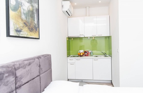 Bascarsije Apartment | Modern and bright Studio! HEART of the City center