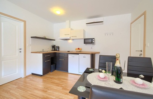Mucici Apartment | Modern Apartment Muciceva Ravan 1