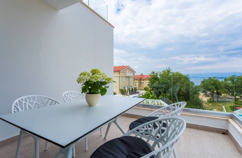 Zidarici Apartment | Modern apartment with sea view, 80 m to the beach - Pure Relax