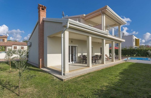 Dracevac House | Modern Villa Anita with Pool near Porec