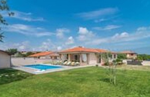 Liznjan Villa | Modern villa at 2km from the sea, with private pool