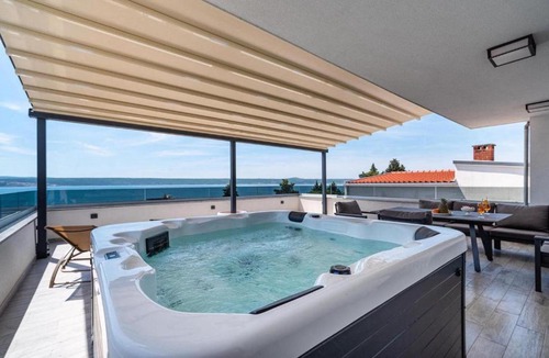 Maslenica Villa | Modern Villa Futura with pool
