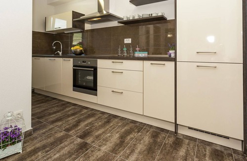 Rudine Apartment | Modern Villa in Kaštel Novi with Pool